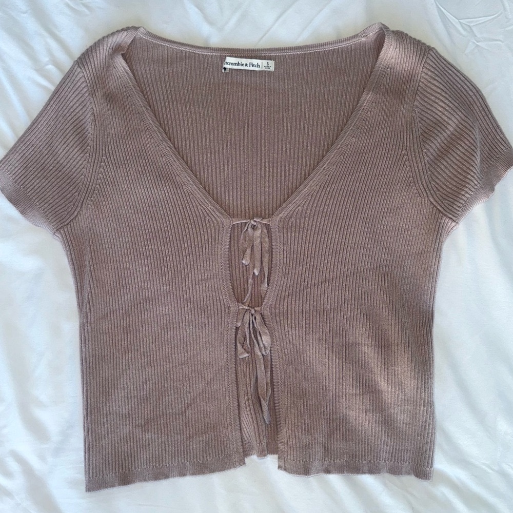 Abercrombie knit tie front crop top, size small